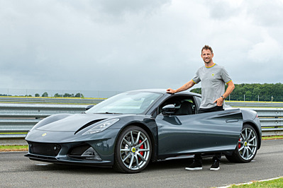 LOTUS EMIRA: JENSON BUTTON DELIVERS HIS VERDICT AFTER EXCLUSIVE WORLD-FIRST TEST DRIVE